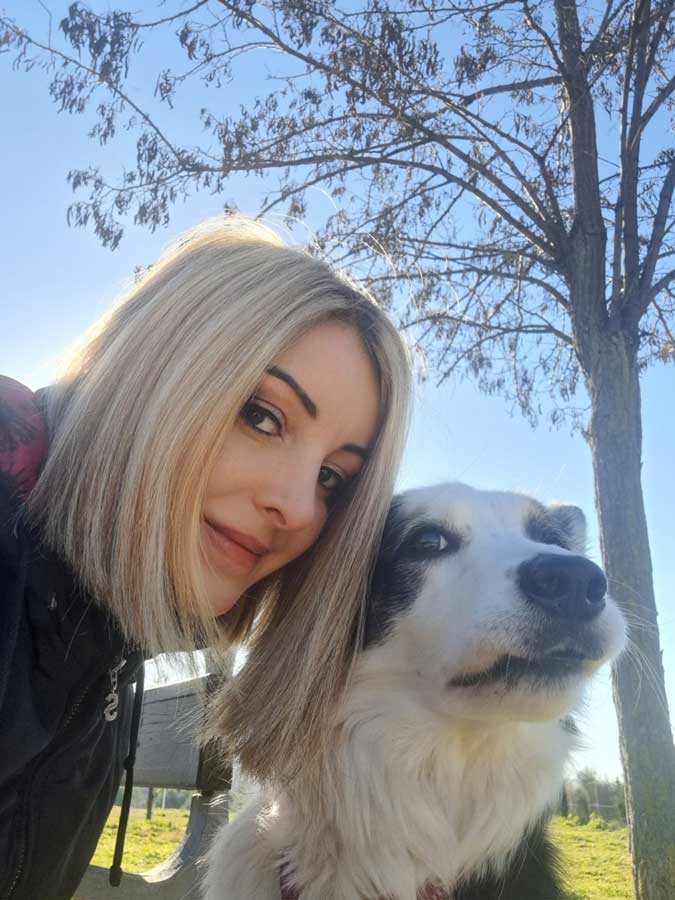Dog House Henares Moni & Kira